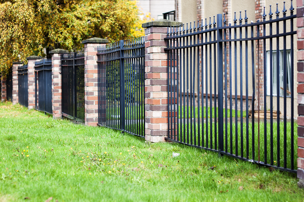 Reasons Why You Should Consider Metal Fences