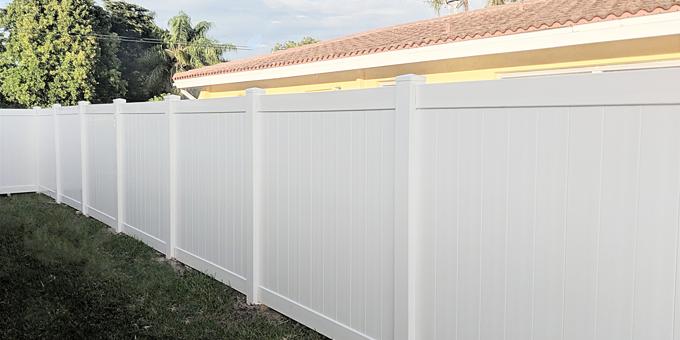 Should You Go for a Vinyl Fence