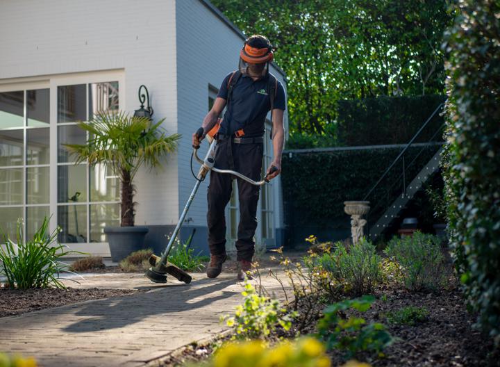 Hiring for Landscapers 3 Easy Ways to Find Lawn Care Employees