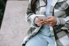 Text Messaging Job Applicants to Increase Response-Rate