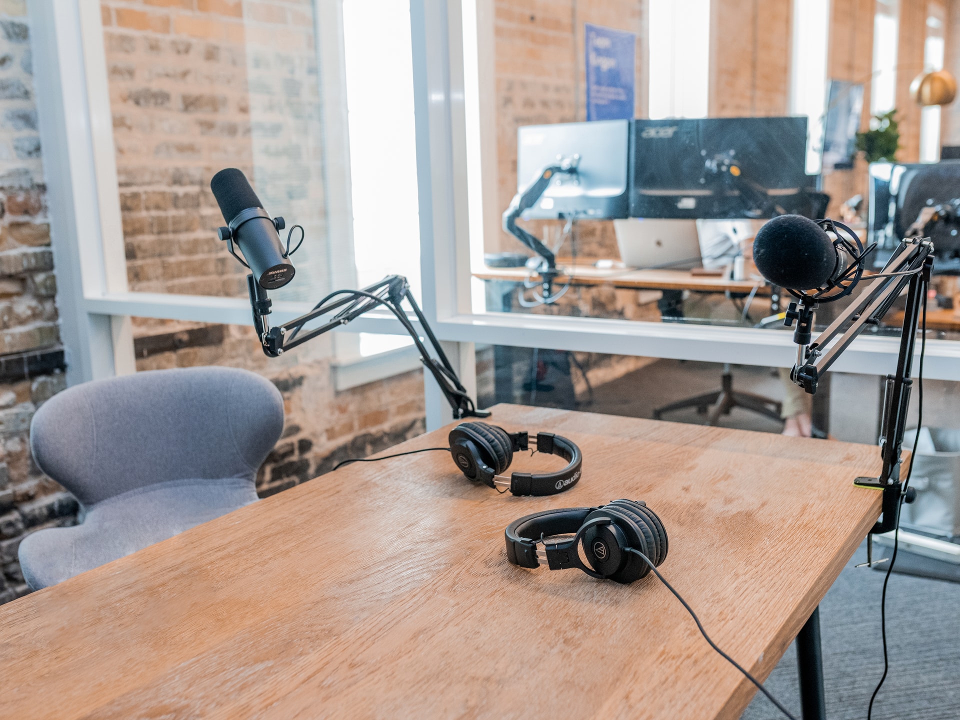 8 of Our Favorite HR Podcasts 