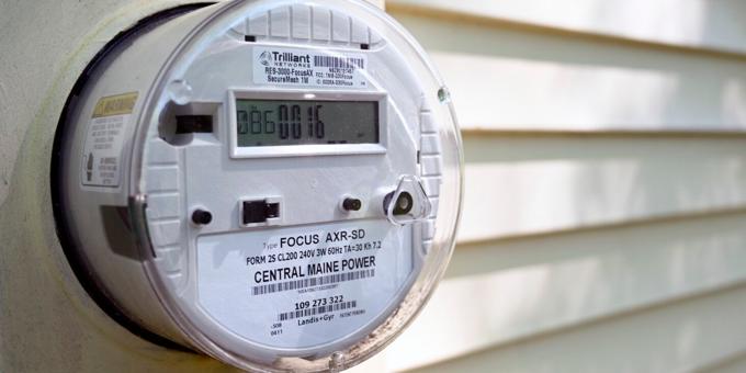 Mainers face double-digit shock in 2022 electricity supply rates